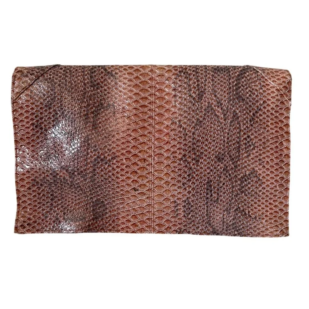 Vintage-Style Brown Faux Snakeskin Envelope Clutch Purse With‎ Magnetic Closure